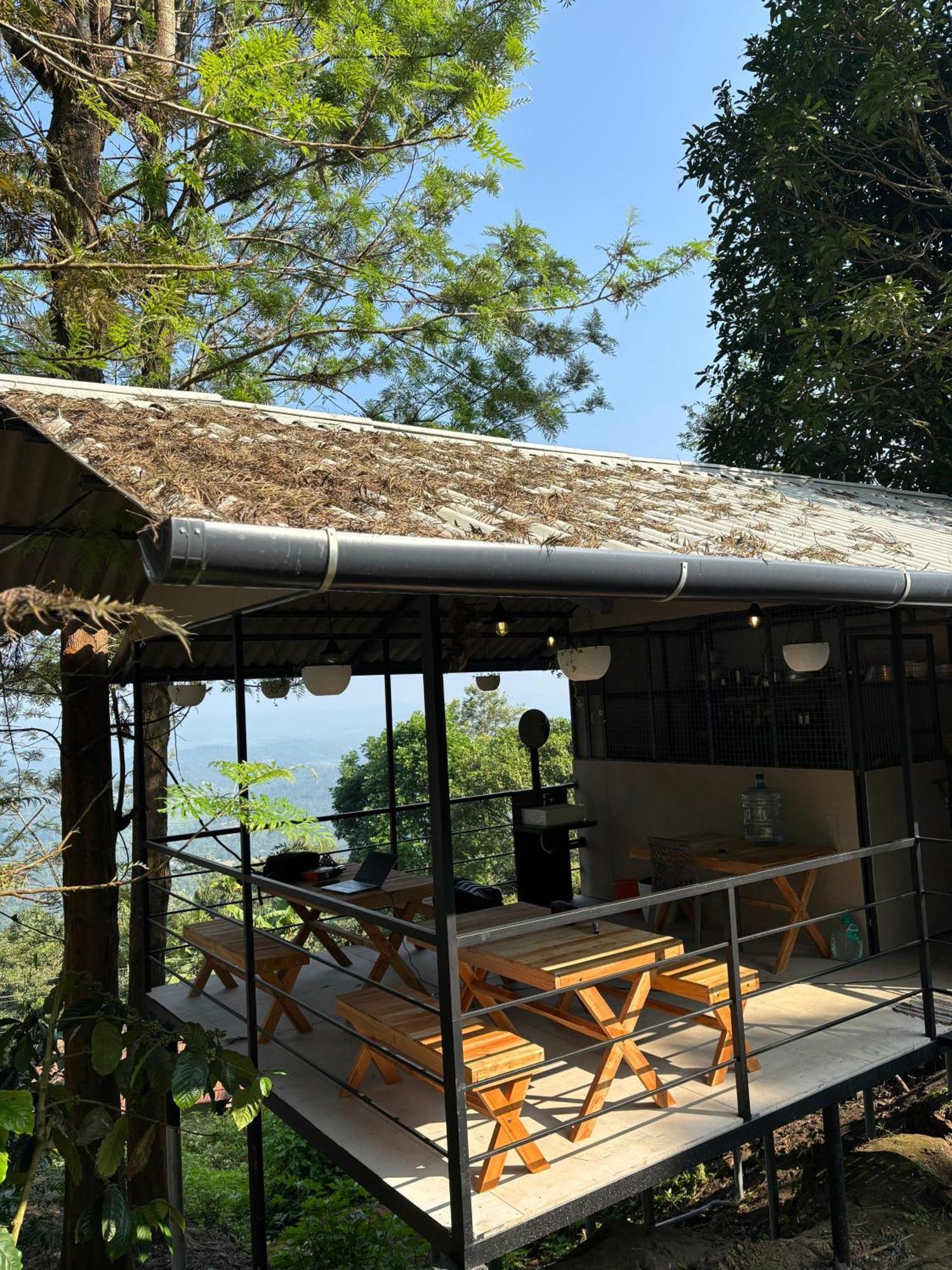 Farm stay Cicadas Nature - A Frame Wayanad